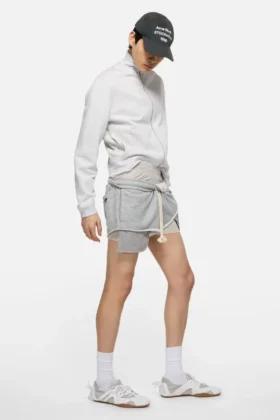 Zip-up sweatshirt